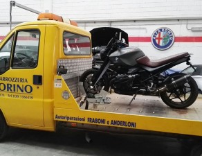 news-carroattrezzi-trasporto-moto-lato